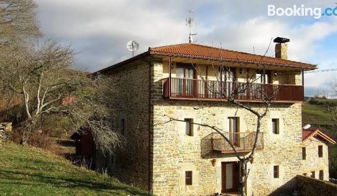 Hotel rural valtarranz