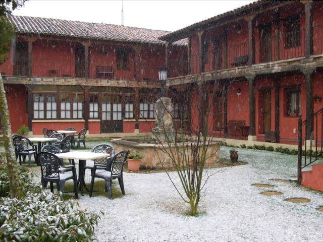 Los rastrojos hotel restaurante