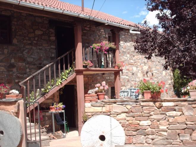 Albergue Municipal De Rabanal Del Camino Image