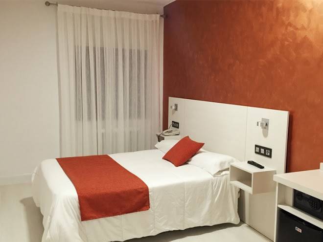 Hotel emperatriz i