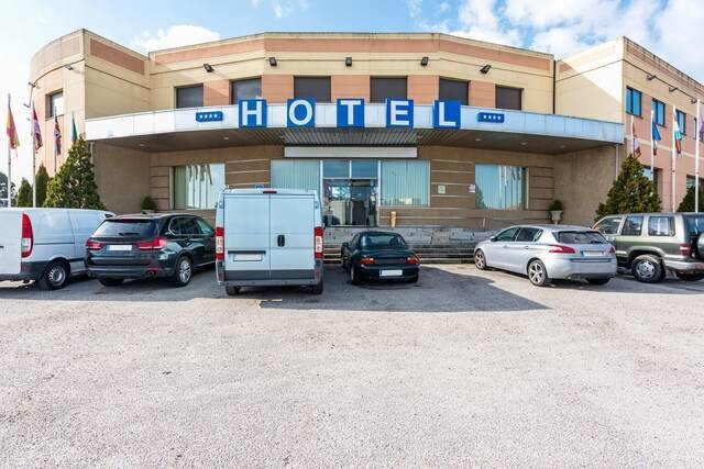 Hotel emperatriz iii