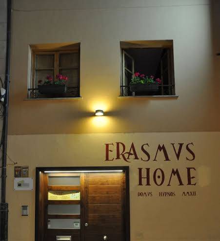 Hostel erasmus home