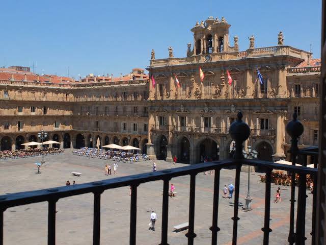 Los Angeles Plaza Image