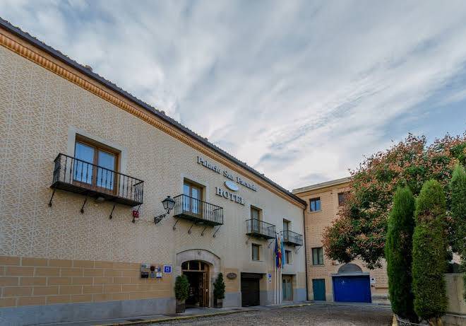 Hotel palacio san facundo