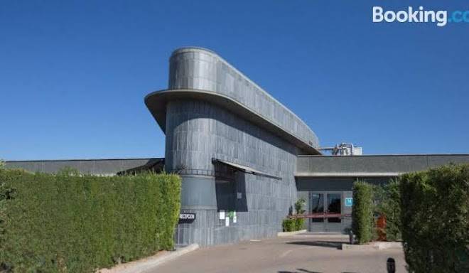 Motel emporio mij