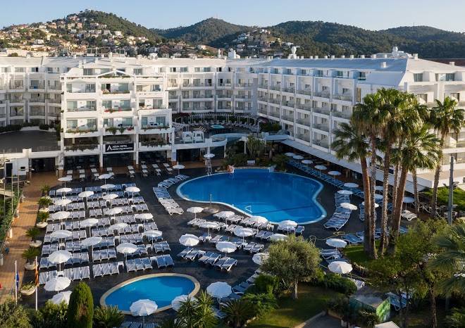 Aqua hotel aquamarina & spa
