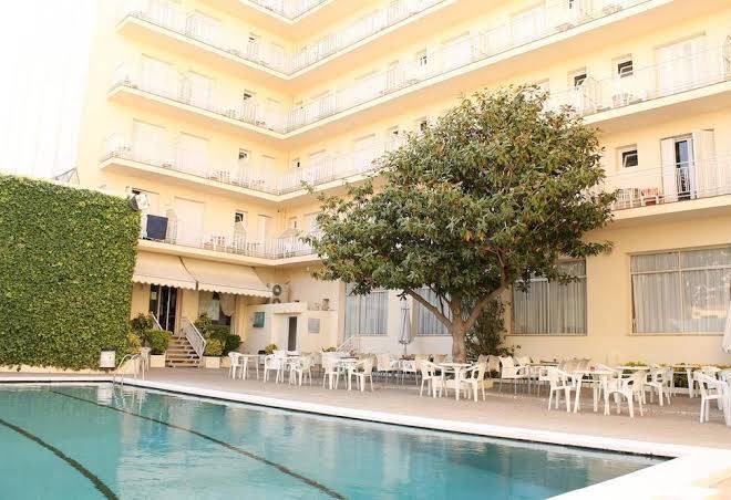 Hotel checkin pineda
