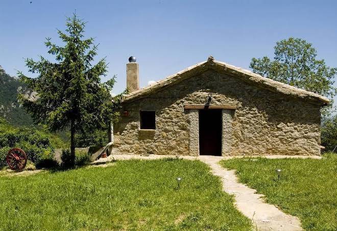 Complex Rural Can Caubet Image