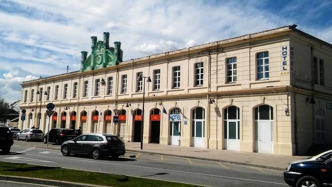 Hotel Estacio Del Nord Image