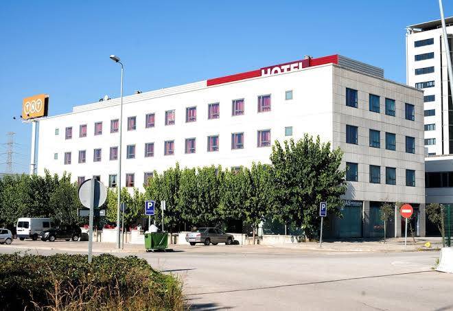 Hotel cim valles