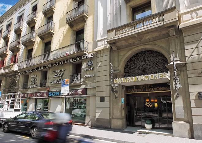 Hotel cuatro naciones