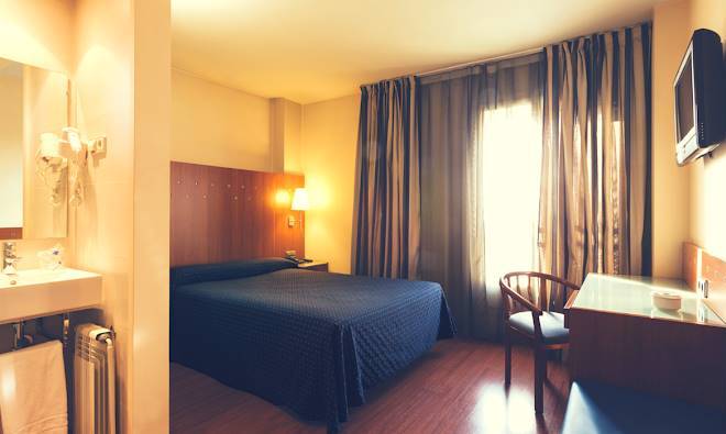 Hotel J Balmes Vic Image