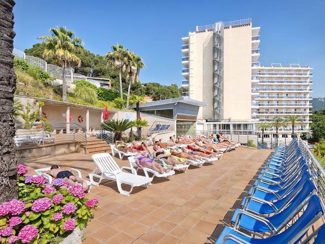 Hotel oasis park splash