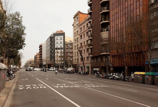 Nextdoor miro barcelona