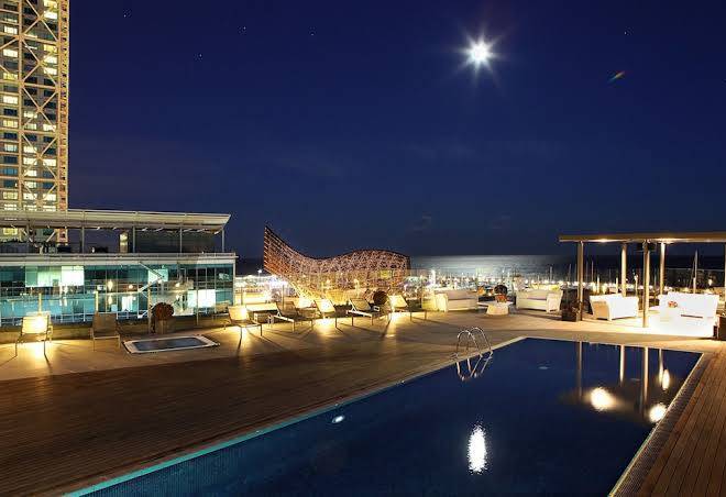 Pullman Barcelona Skipper Image