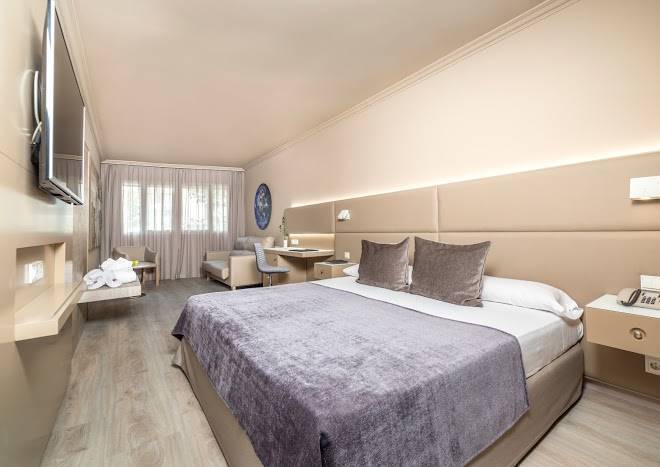 Hotel salles pere iv