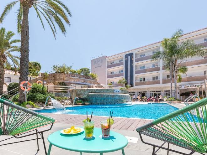 Sumus hotel monteplaya
