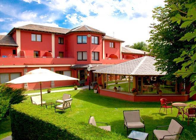 Hotel del lago