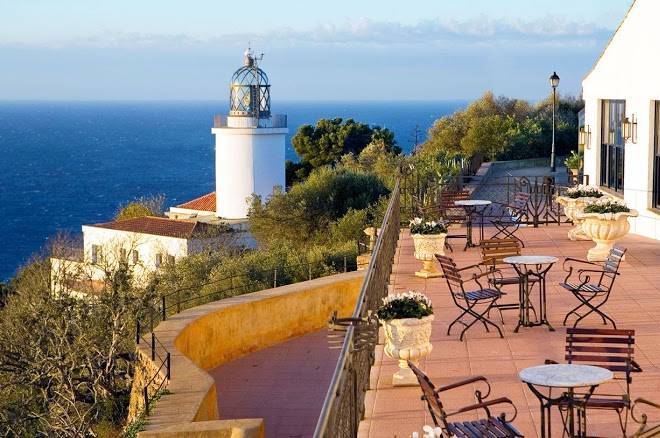 El far hotel restaurant