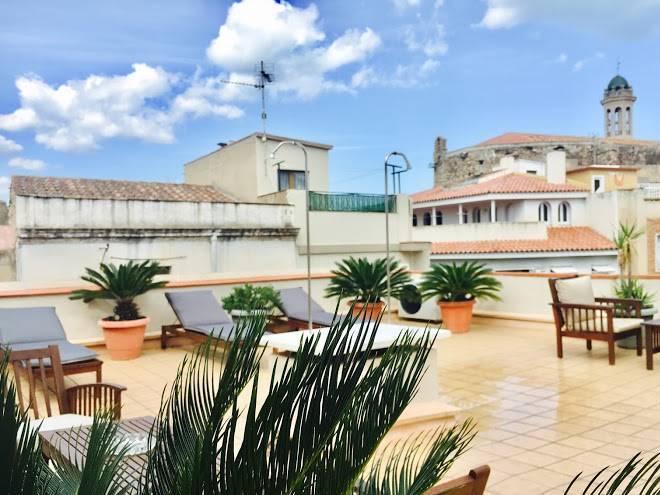 Hotel carbonell