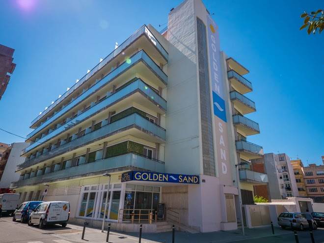 Hotel Golden Sand Image