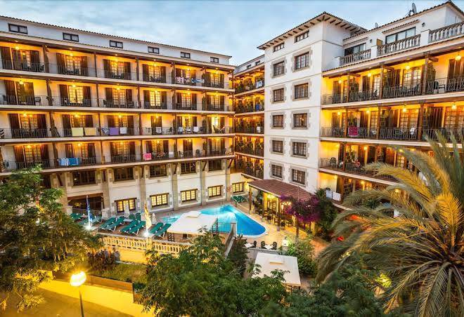 Hotel La Carolina 4 Estrellas Image