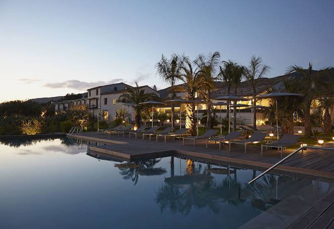Hotel mas lazuli