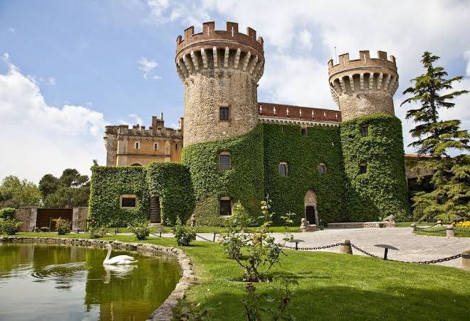 Hotel Peralada Wine Spa & Golf Image