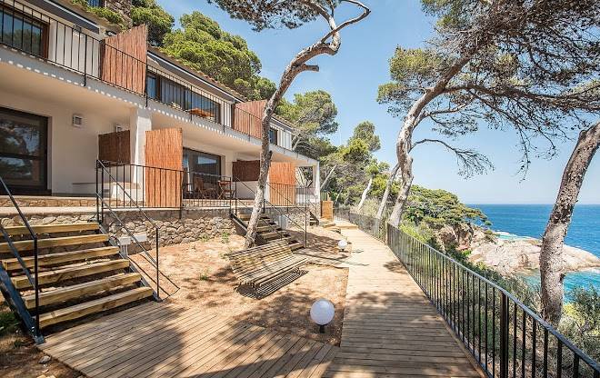 Hotel & restaurant cap sa sal luxury