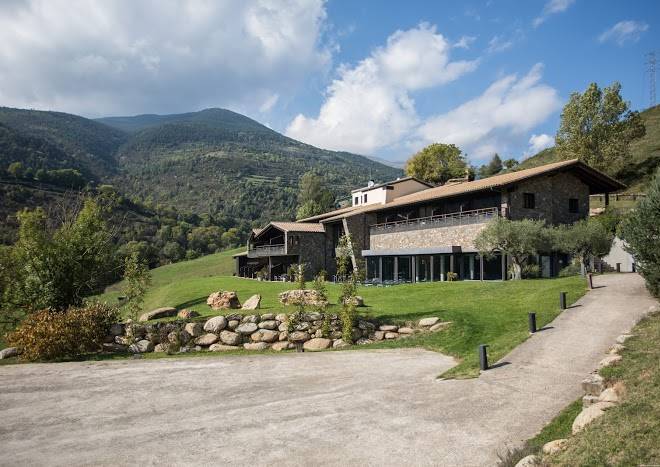 Hotel rural spa resguard dels vents