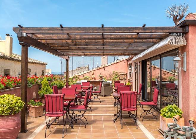 Hotel en begur con spa
