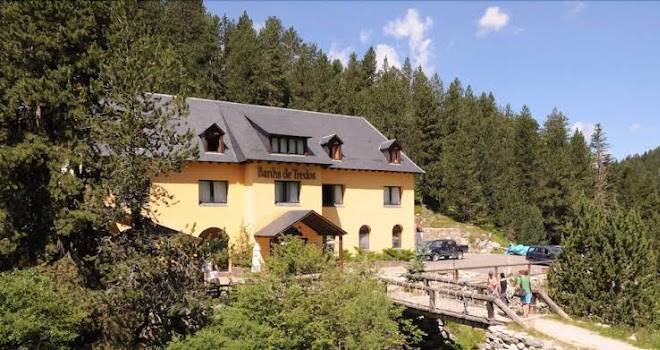 Balneario banhs de tredos