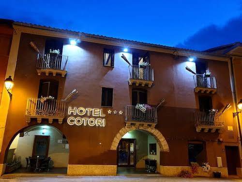 Hotel cotori pont de suert lleida