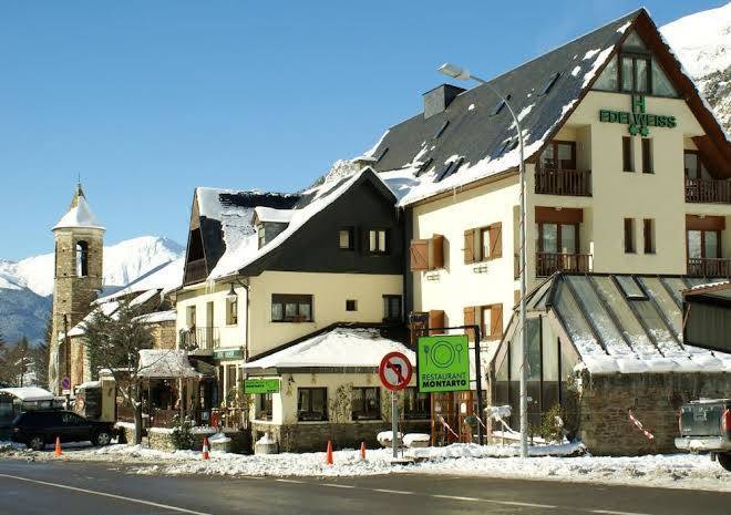 Hotel Edelweiss Image