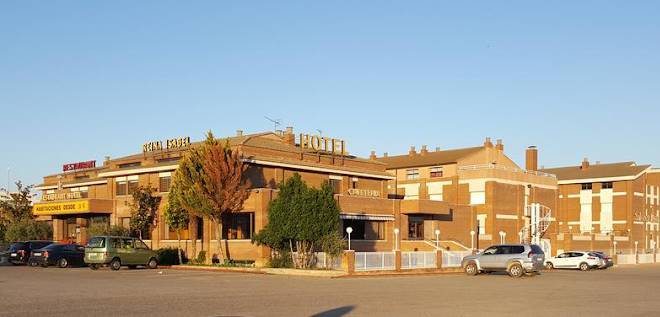 Hotel reina isabel