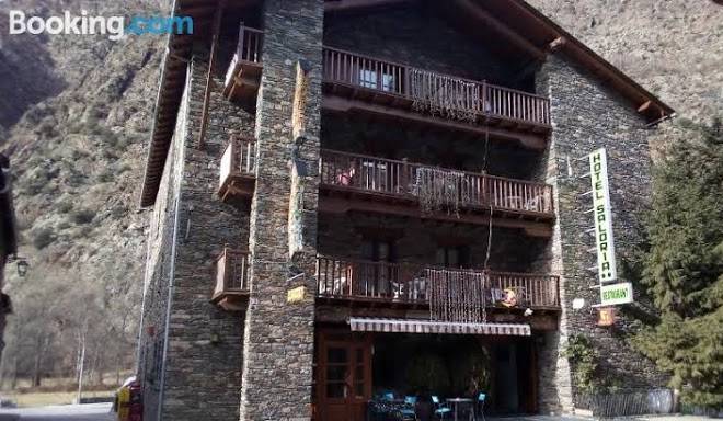Hotel saloria