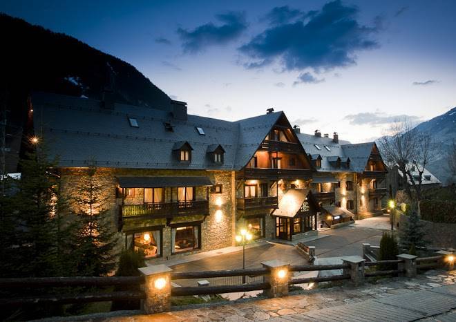 Hotel Yoy Tredos Image