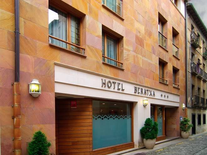 Hotel beratxa