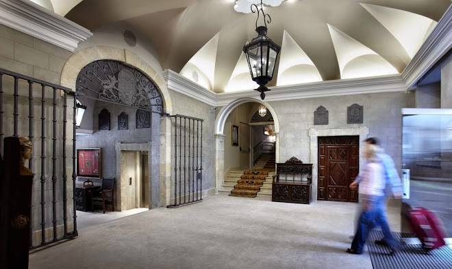 Hotel Restaurante Palacio De Guendulain Image