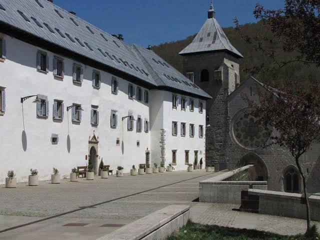 Hotel roncesvalles