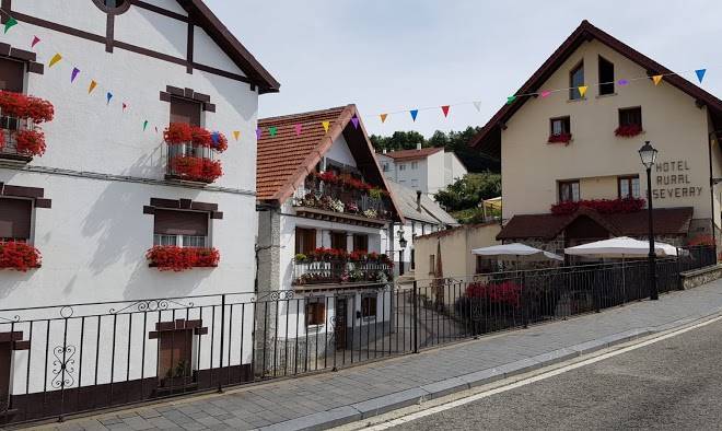 Hotel rural eseverry