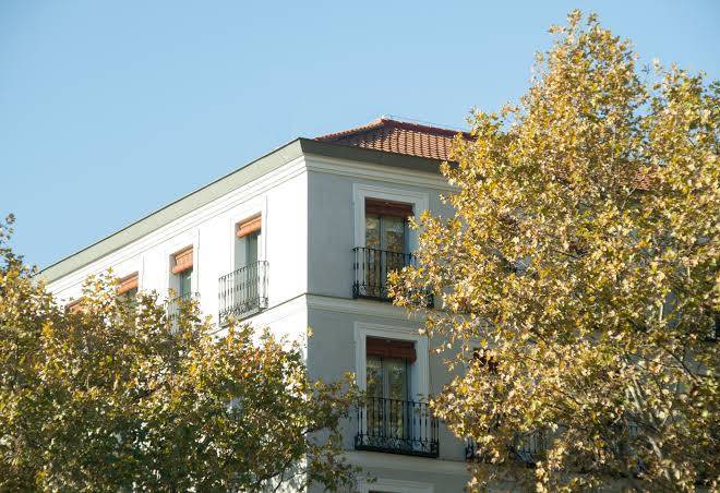 60 Balconies Urban Stay Image