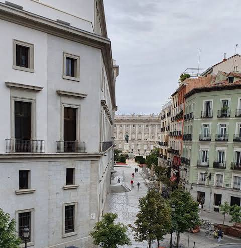 Escala opera