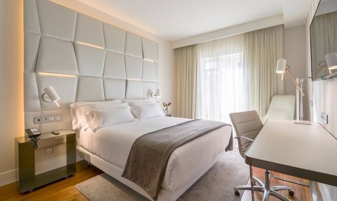 Hotel Nh Collection Madrid Colon Image