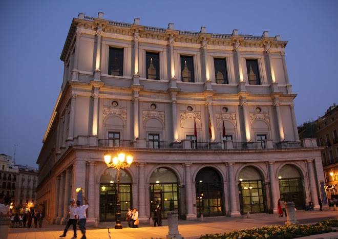 La Opera De Madrid Image