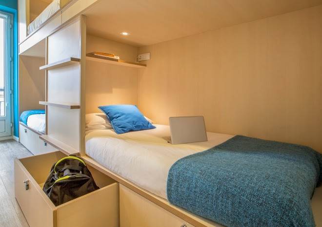 Mola hostel