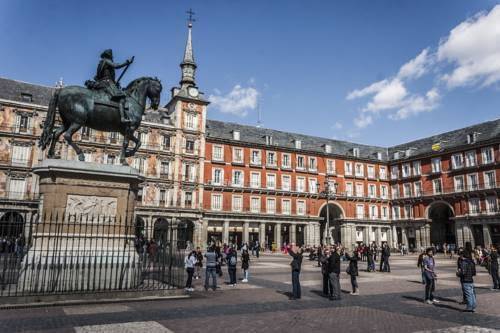 Plaza Mayor Deluxe Image