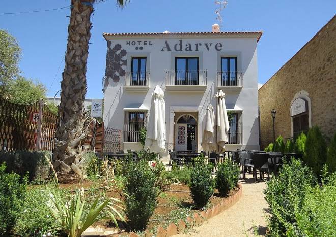 Hotel adarve