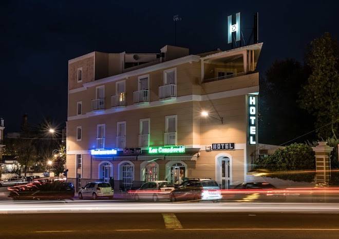 Hotel Los Cazadores Image