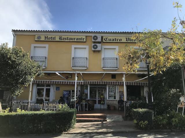 Hotel restaurante cuatro vientos